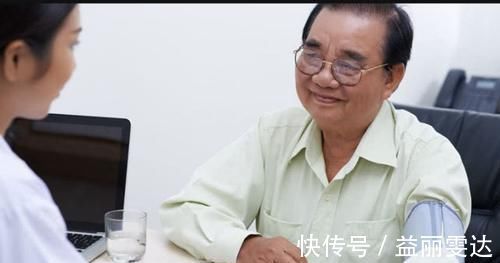 皂角米|不想高血压拖累下半生，医生：6种食物要多吃，血压稳定更长寿