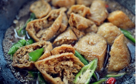 豆腐最下饭的做法,每一块都吸饱了汤汁,端上桌都抢着吃