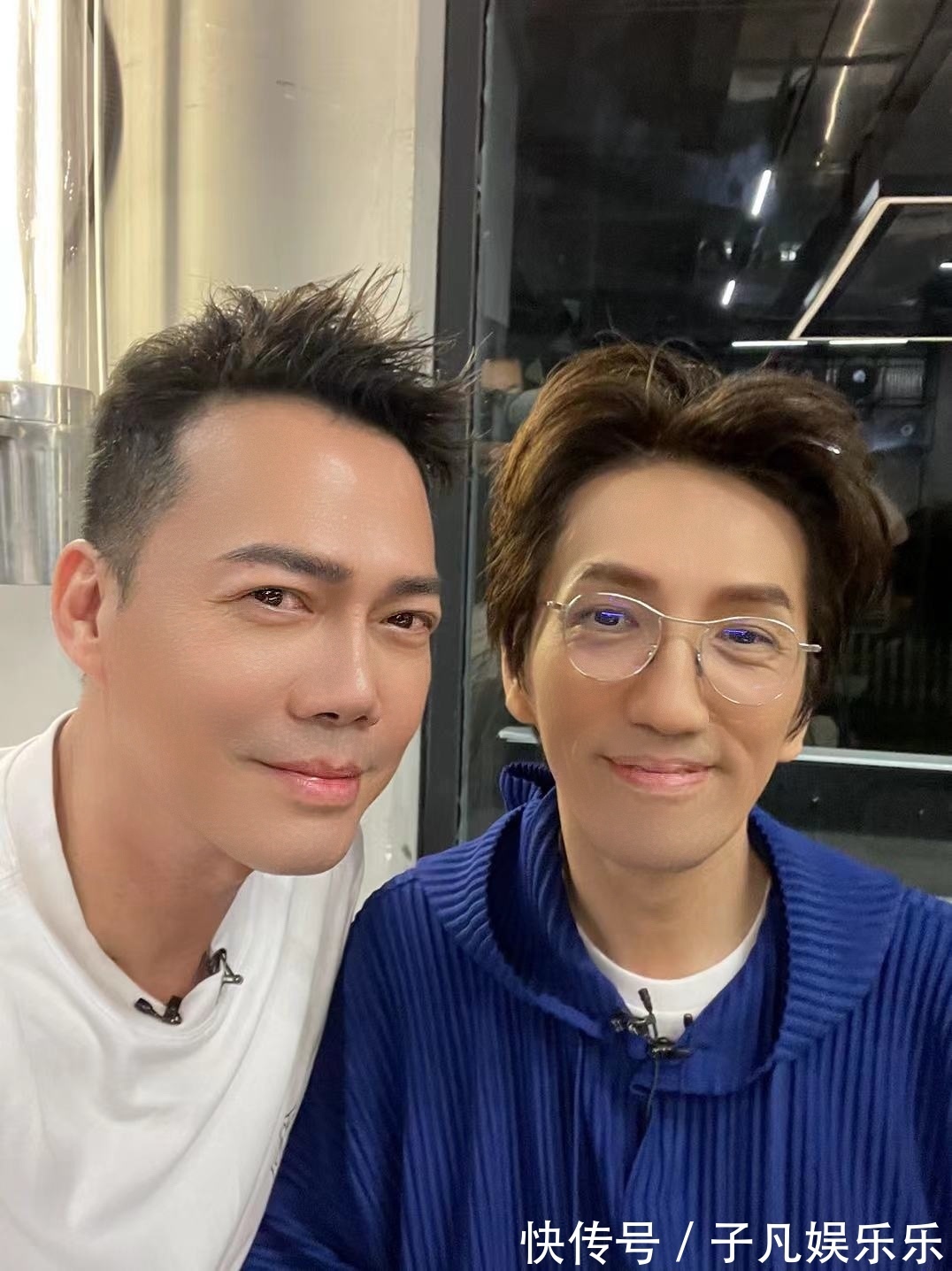 網(wǎng)友艷福不淺,《披荊斬棘的哥哥》哥哥們手機(jī)相冊(cè)私照曝光