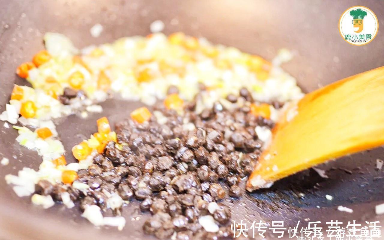 炒蒜苔最“忌讳”直接炒！先多加一步，蒜苔脆嫩入味，营养又杀菌