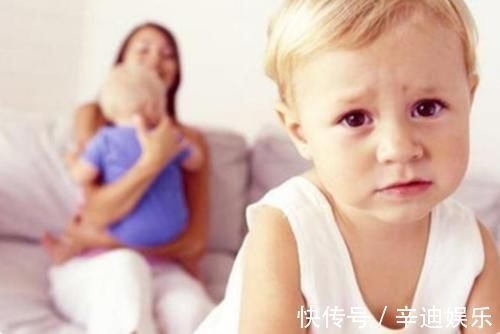 二胎|33岁宝妈朋友圈引热议：那些劝我生二胎的亲戚，现在都羡慕我