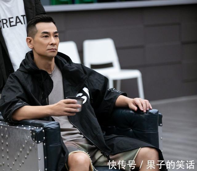 |一本正经地搞笑!《披荆斩棘的哥哥》里的头号喜剧人,竟然是赵文卓