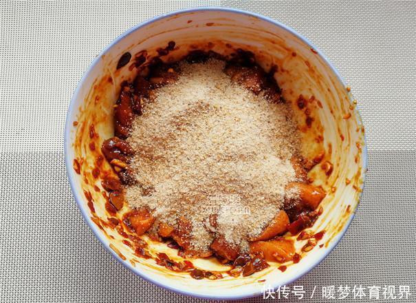  香脆|大神教你“粉蒸肉”，香脆软糯不油腻，粉和料有比例，先收藏再说