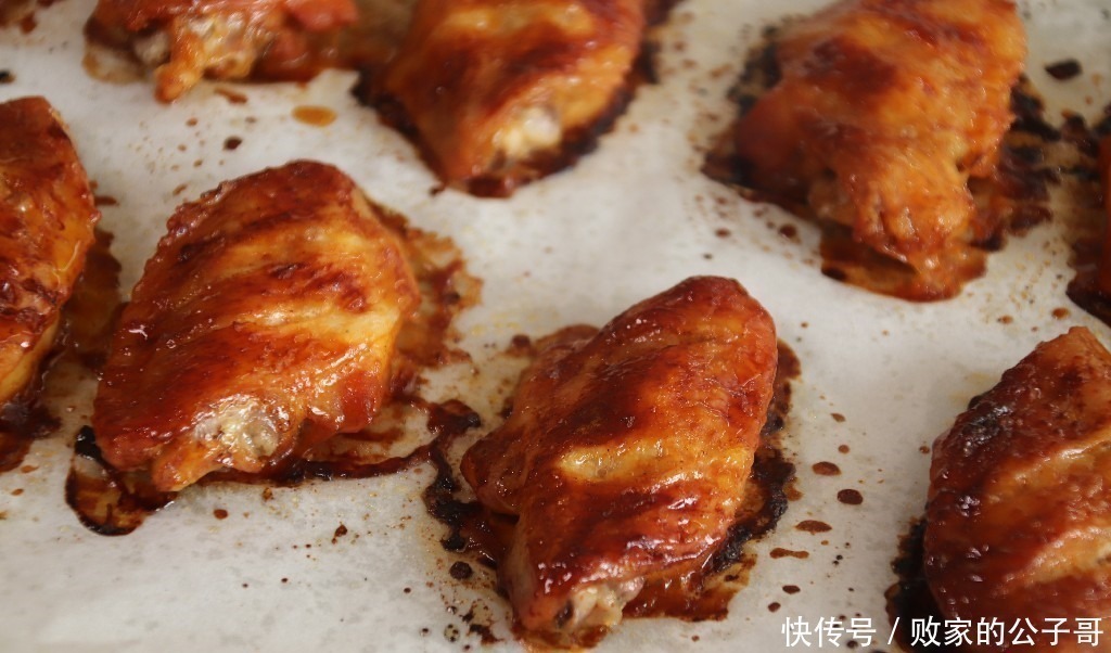 烧烤类|这6种食物,孩子再馋父母也别买,没营养还浪费钱,以后别乱买了