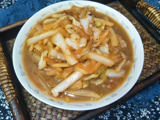 白糖|炒醋溜白菜时，记住“3种调料”顺序，白菜清脆爽口，提味好吃