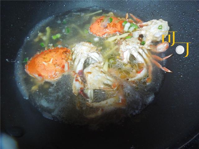 所费不多,却非常鲜美的花蟹豆腐汤,我们一家人都很喜欢喝