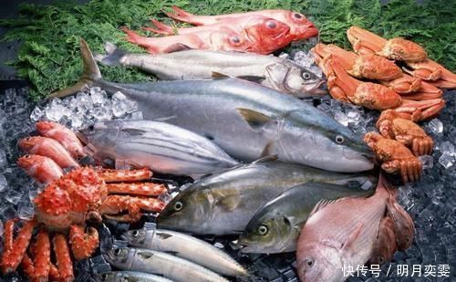 食物|体内尿酸高,尽量多吃3种食物,少吃2种食物,尿酸可能多降一点