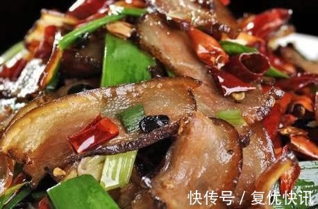 血压|不想脑出血，4种食物高血压患者最好不要碰，贪吃小心血压飙升！