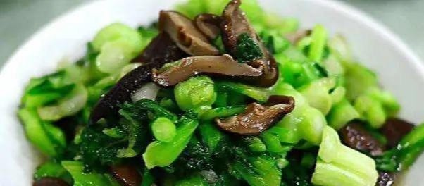 孩子|炒青菜也有窍门!4个点要记牢,出锅不发黄、有卖相,孩子愿意吃