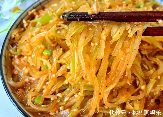 隔三差五|肥胖就怕这食材,简单一拌,隔三差五吃,刮油去脂,衣服穿回S码