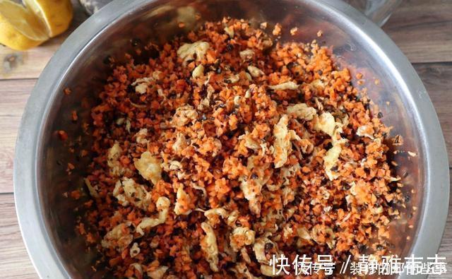 冬天包饺子，我家不用面粉，用它做皮，饺子晶莹剔透，Q弹又劲道