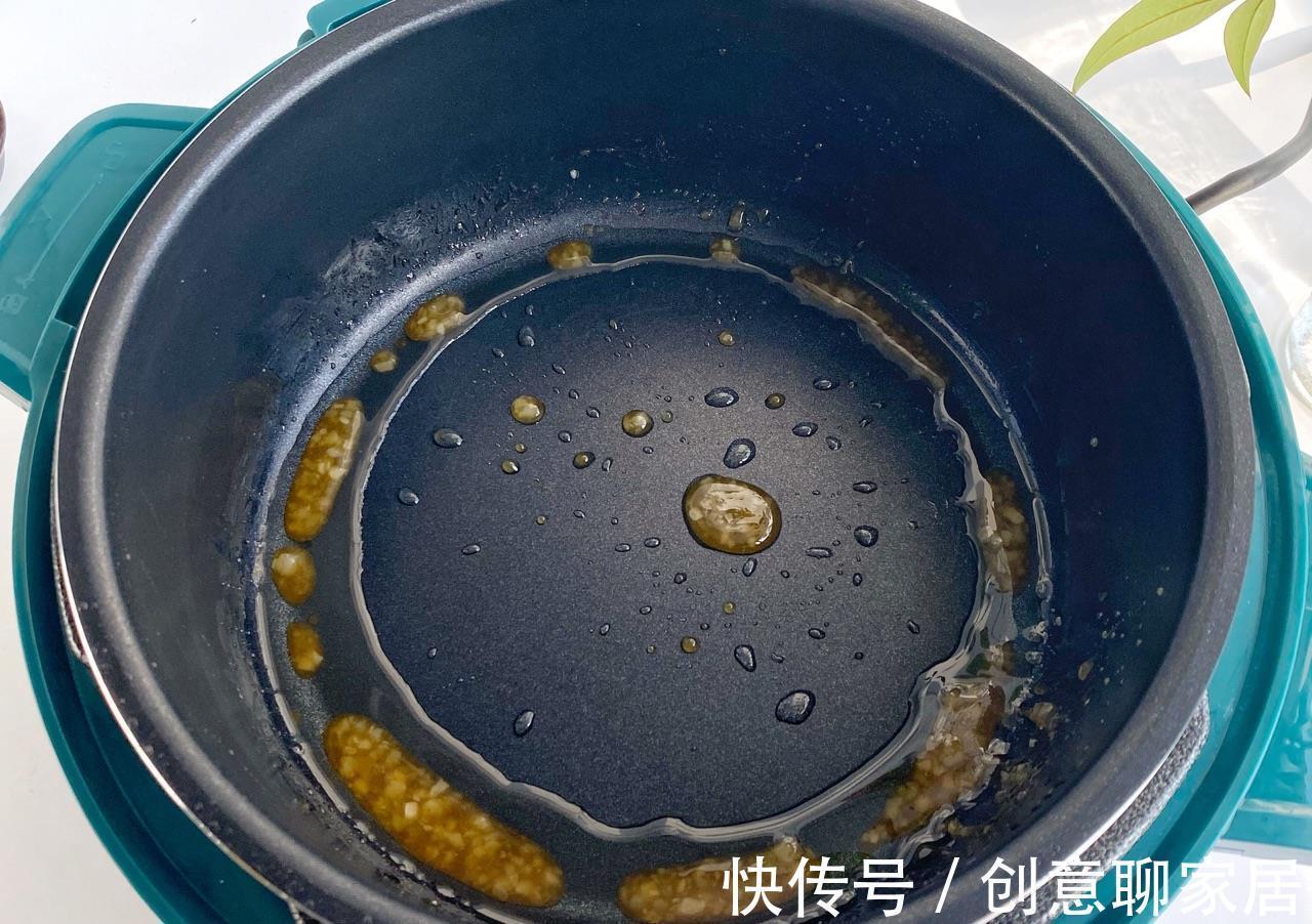 红烧猪蹄|入秋后,女人要常吃此菜,多吃气色好,滋润不干燥,不懂真可惜