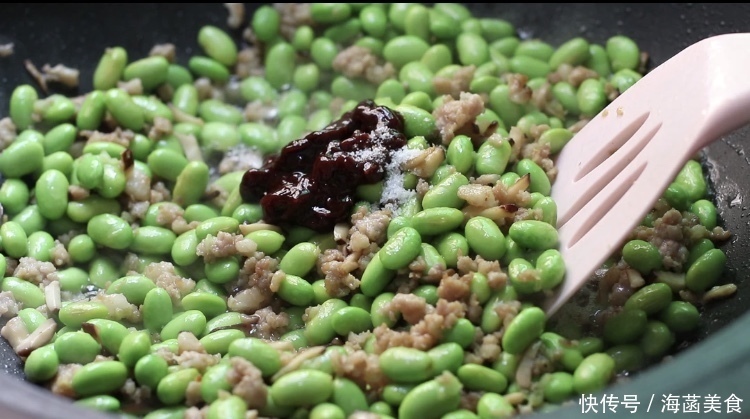 超级下饭的毛豆炒肉末，比凉拌毛豆香