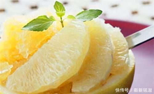女性不想满脸皱纹,可以多吃三种食物,淡化色斑,美白肌肤!
