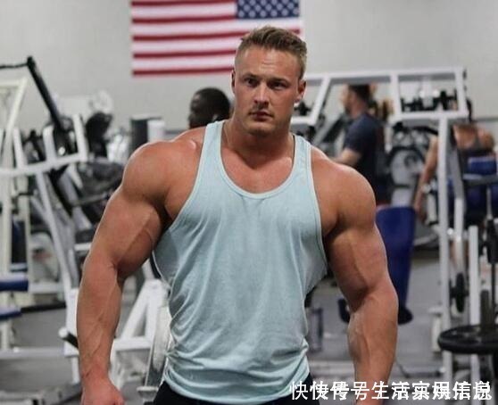 业主|美国最强壮装修工，8块腹肌超级明显，上班常被女业主邀请吃饭！