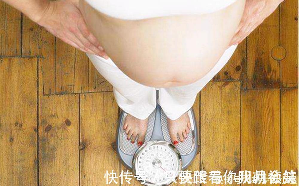 孕期|女性怀孕后,睡觉时的这个行为,对胎儿发育影响很大,孕妈别大意