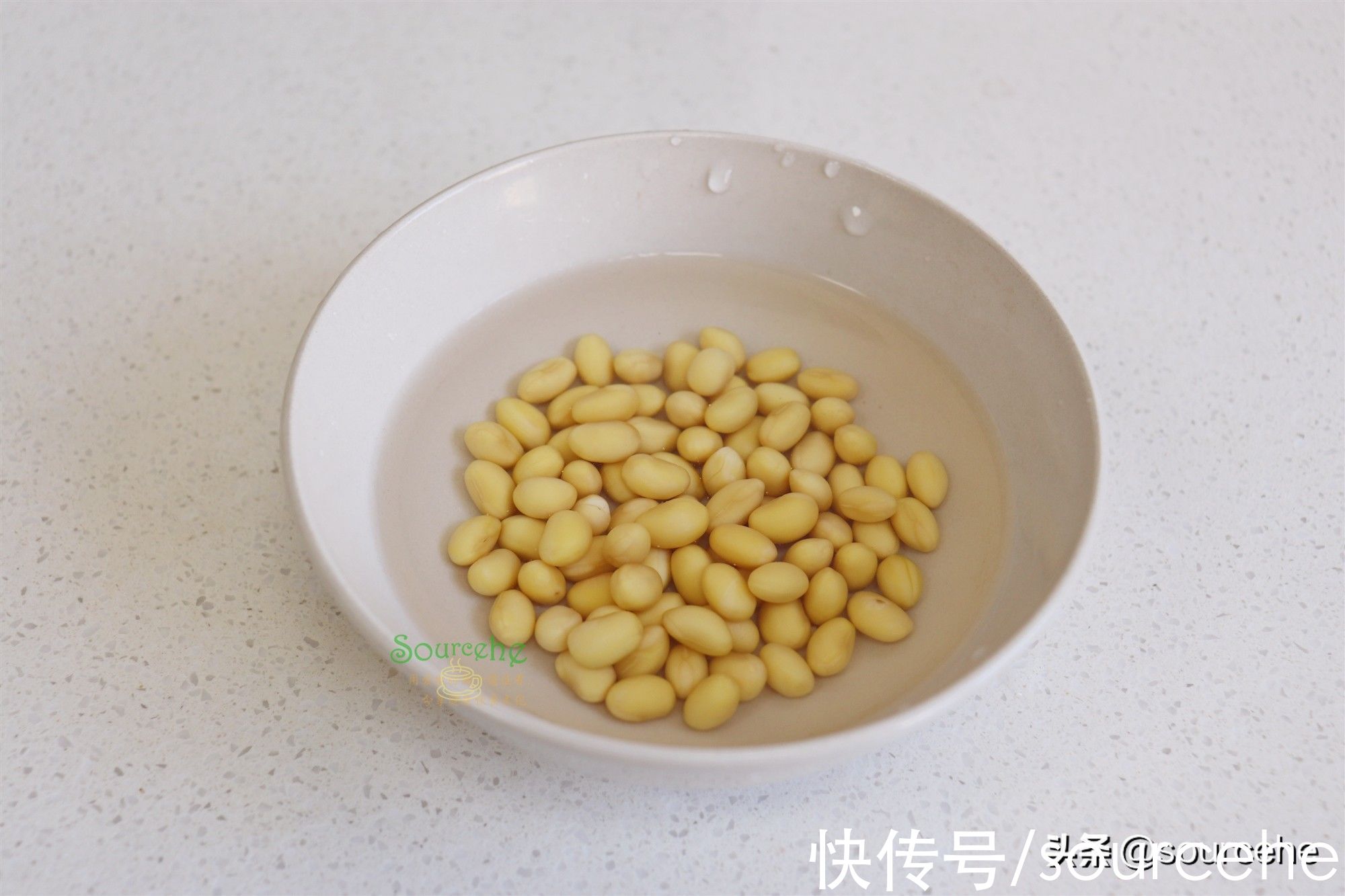 冬天煮豆浆别只放黄豆，多加3物，每天一杯，脸色红润气质绝佳