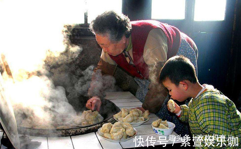 父母|“再闲也不去帮女儿带娃”,一位姥姥的忠告很现实,无关重男轻女