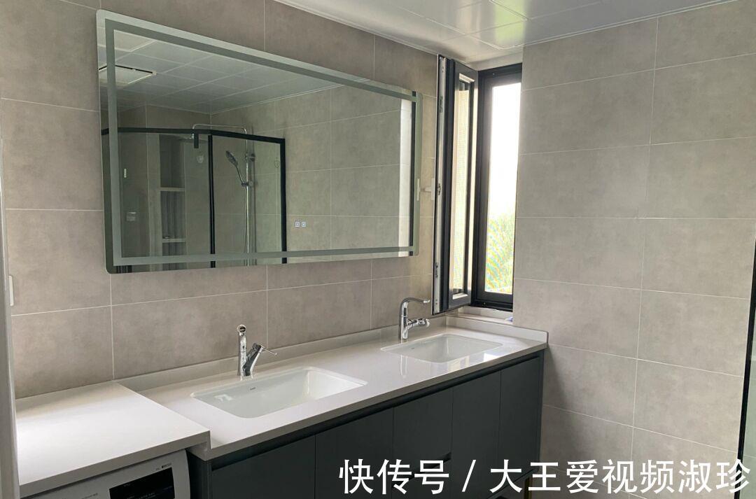 新生活|硬装终于完工啦，全屋贴墙布，保洁做完很漂亮，期待未来新生活！