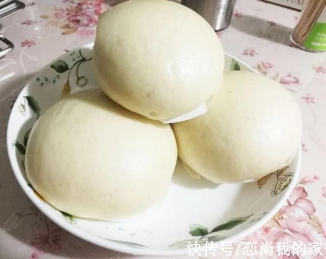 馒头按这个比例做，掌握好这些关键点不回缩，松软好吃，越嚼越香