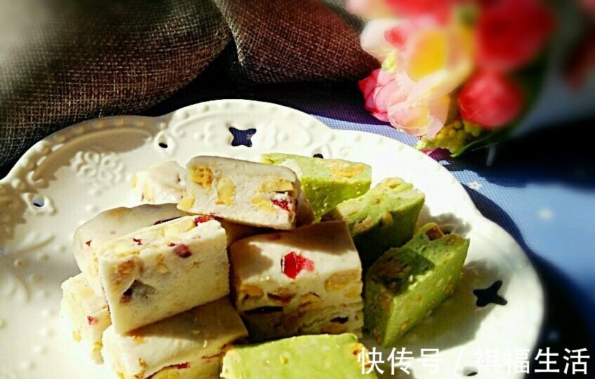 蔓越莓|自制手工蔓越莓花生牛轧糖，孩子们都喜欢吃，无添加更健康