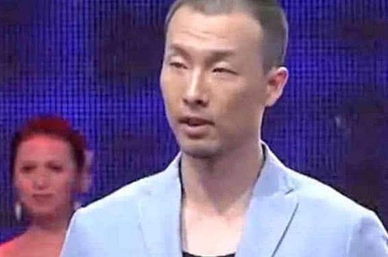 身價|小伙謊報月薪5千,遭到集體滅燈,真實身價曝出后觀女嘉賓們難堪