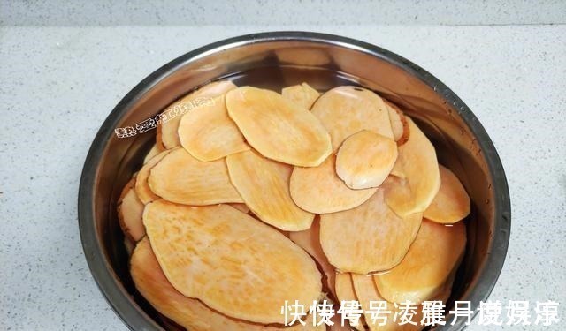 终于找到红薯最好吃的做法，不蒸不煮特省事，又甜又脆还耐保存！