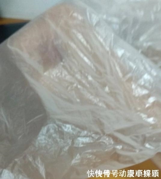 洁厕灵|日本动漫太扯淡,徒手把碳捏成钻石,网友们纷纷玩起了梗