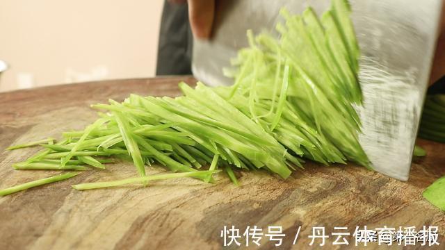 饭店|饭店的“凉拌萝卜丝”为啥好吃？看看都用的啥调料，开胃又解腻