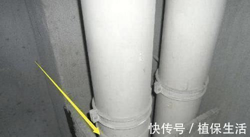红砖|一旦发现工人不这样包水管,立马让他停工走人,一分钱也别给