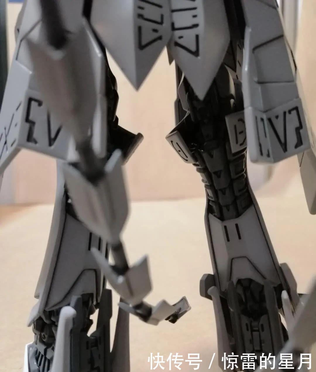 白模|高达模型秀带着GK白模来屠村,就问一句后浪们可怕不可怕!