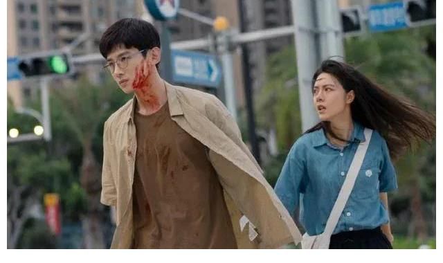 播两天断更5天,热度仍全网第一,《开端》惹央媒质疑:好看在哪
