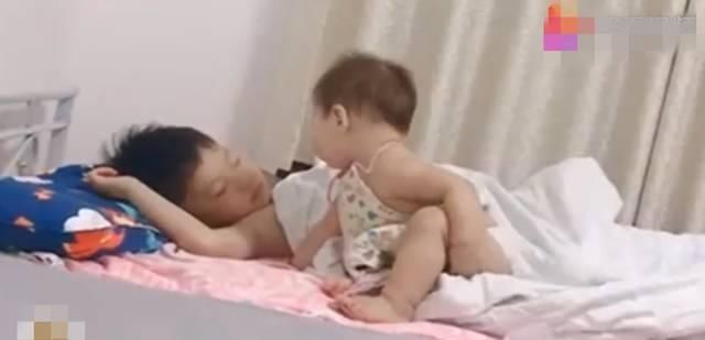 妹妹|哥哥正睡觉妹妹来捣乱,接下来这一幕,网友直呼哥哥太暖心