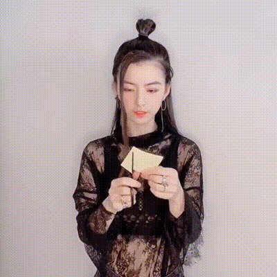 米雷|90后小姐姐“徒手动漫”,1亿网友在线催更