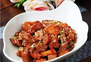 美食|美食推荐:乳香一品锅、香茅脆鱼腩、双豆烧甲鱼制作方法