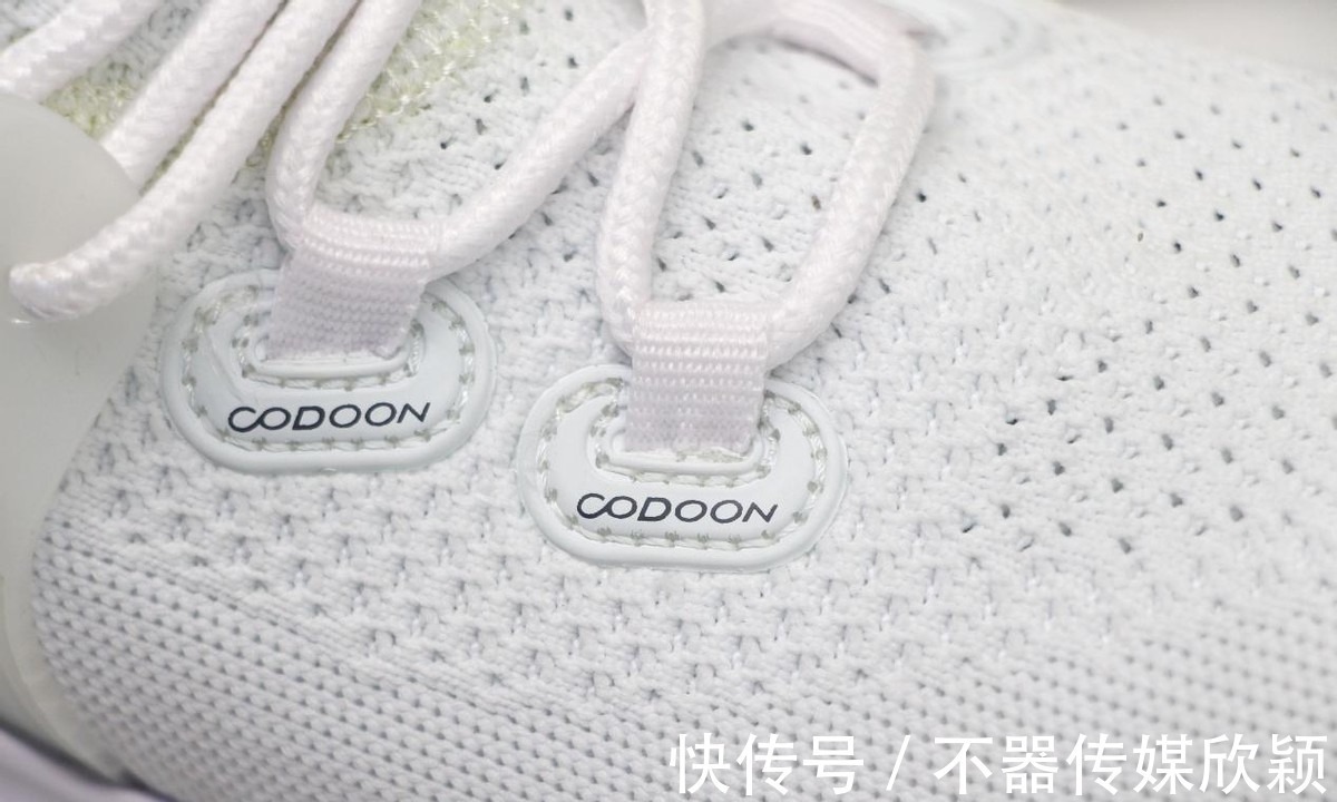 咕咚5k 百元跑鞋怎么选?咕咚5K运动跑鞋带给你超值运动体验