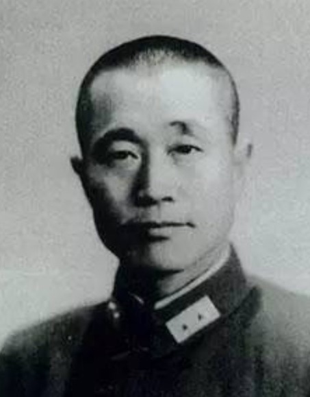 淮海战役|1959年,首批被特赦的3位国民党高级军官,当时多大年纪?