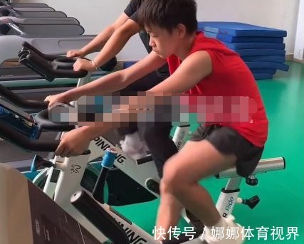 健身|自律!全红婵假期健身房挥汗如雨,何威仪:她踩动感单车又快又猛
