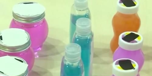 毒玩具|有毒的玩具:孩子喜爱的“假水”,是解压神器还是“坑娃神器”?