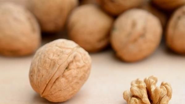 轻松|血糖高怎么办?不几种食物经常吃,或许助你血糖“轻松”平稳!