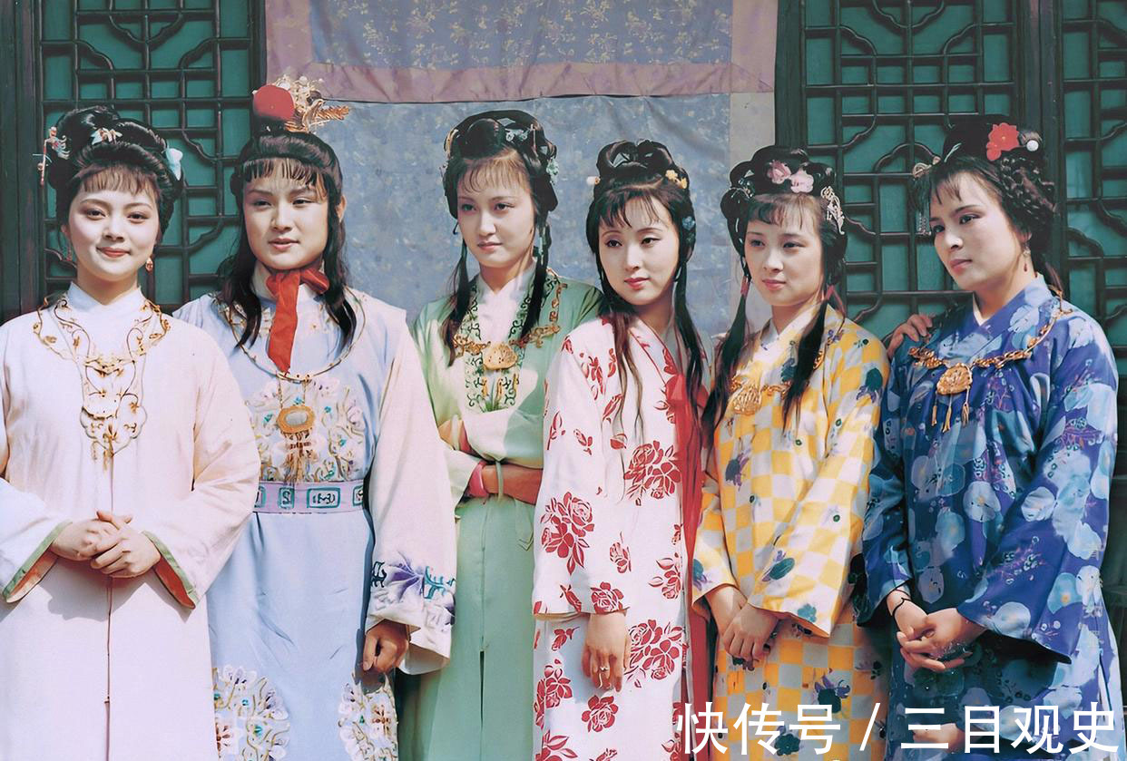 榮國府#賈母吃頓飯奢侈到什么地步?廚房管家一席話,一針見血點出答案