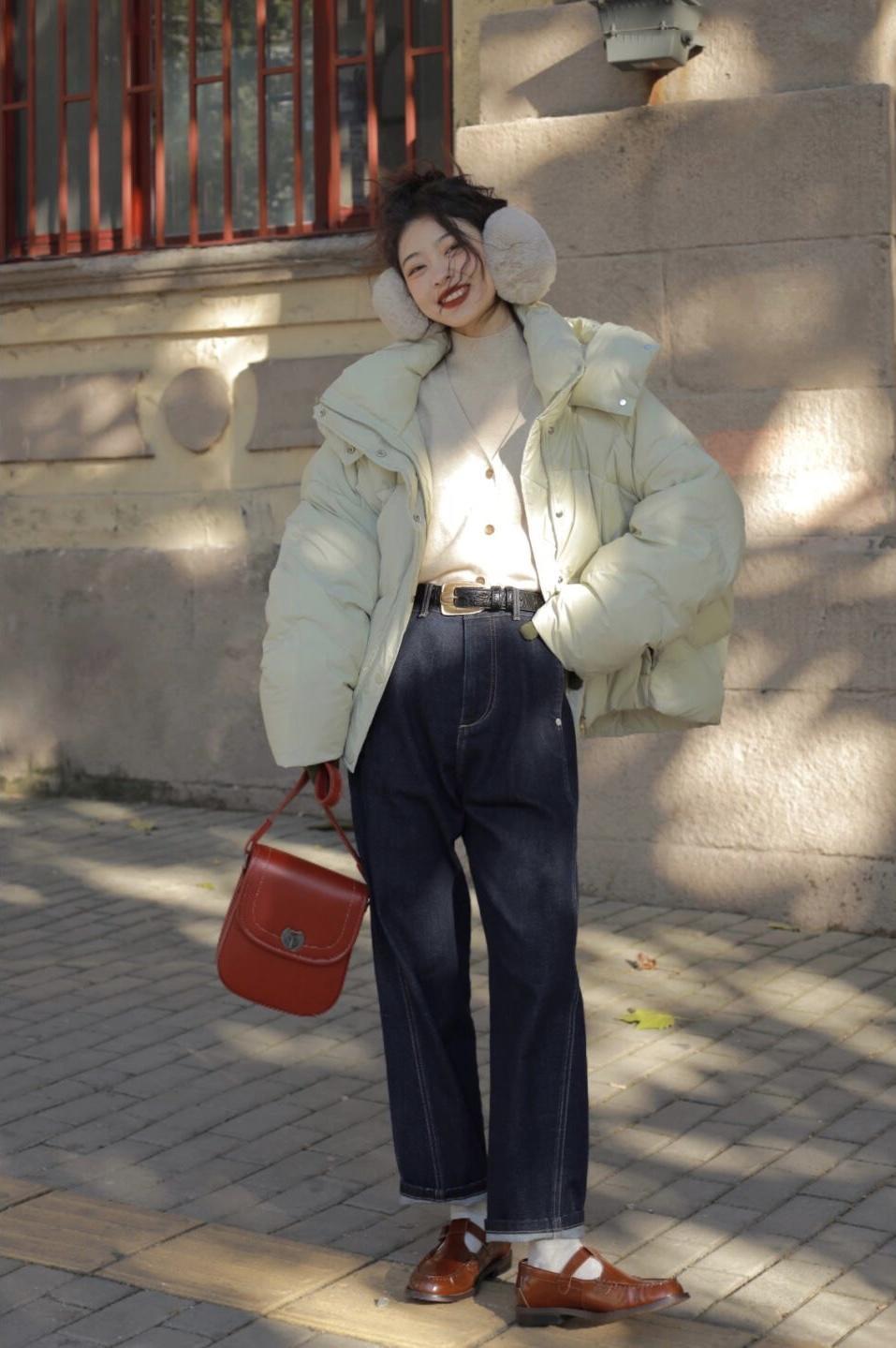 穿搭 冬天怎么穿保暖又洋气？或许你差一件“羽绒服”，优雅体面还显瘦