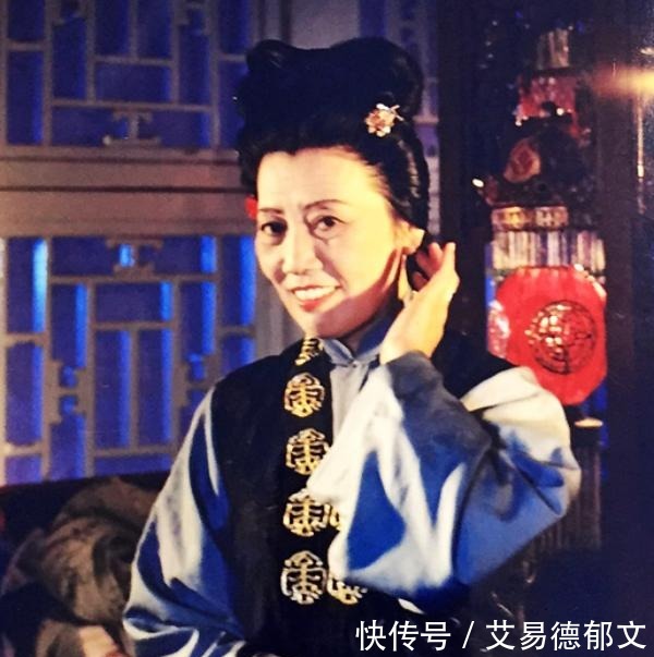  王善保家|《红楼梦》里王熙凤参与夜抄是迫不得已的？