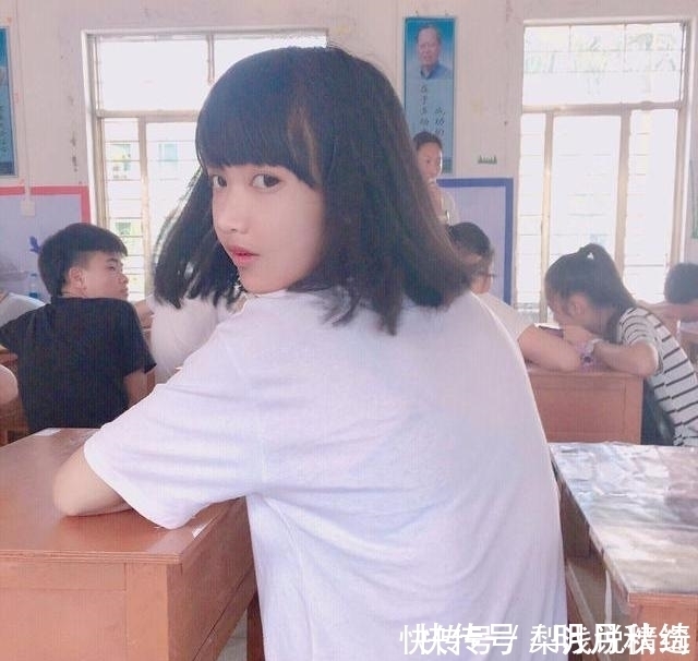 手指|这些女孩不靠妆容和整形,“动一动手指”就能美若天仙