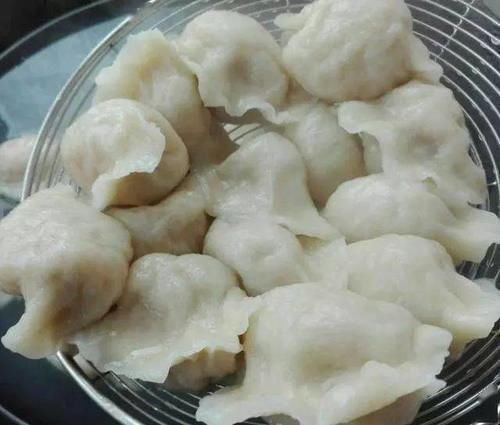 搅拌均匀|拌饺子馅,关键在于用生油还是熟油,用对了馅香四溢,饺子贼好吃