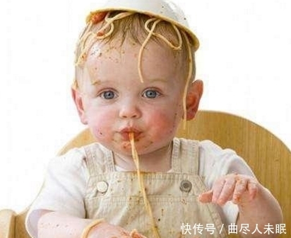 人生|宝宝吃饭吃到总让妈妈怀疑人生,吃成这样,也是醉了