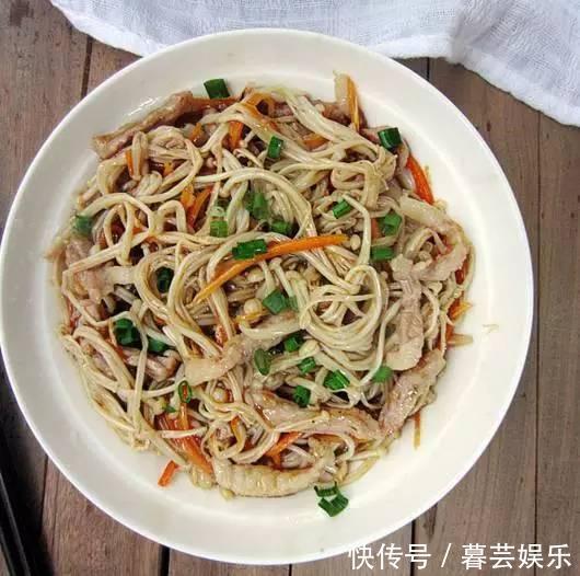 女性担心老太快，常吃的美食，排出毒素，美白