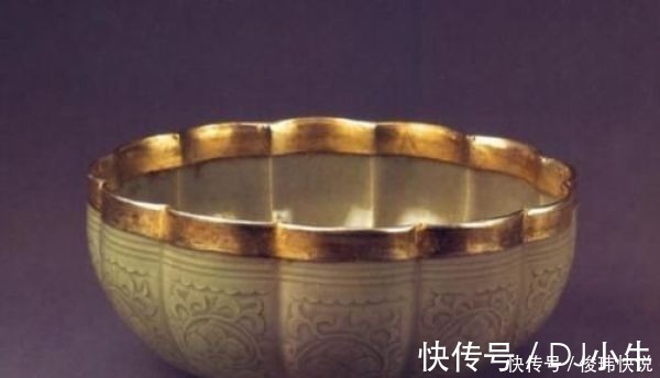 吕门四贤$村民挖自家祖坟被抓?大喊我不是“盗墓贼”,专家我不听,你就是