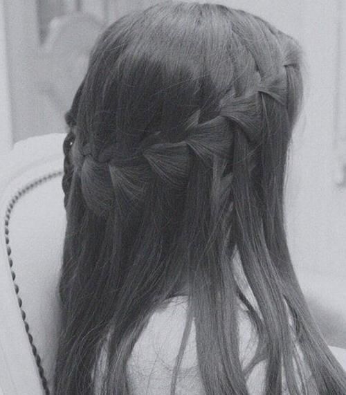 20款小公主发型扎法，减龄满分，够美够撩人！