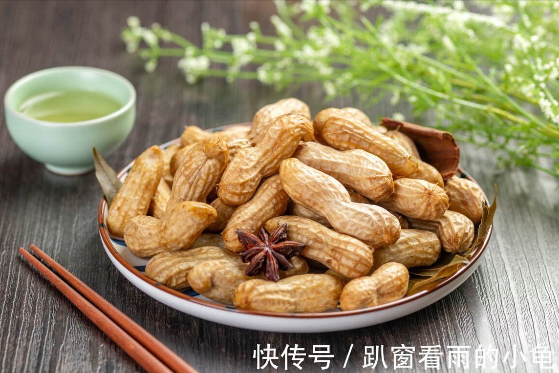 黄桃|明天出伏啦!要多吃“3果1粥”,滋润生津营养足,预防秋燥正当时